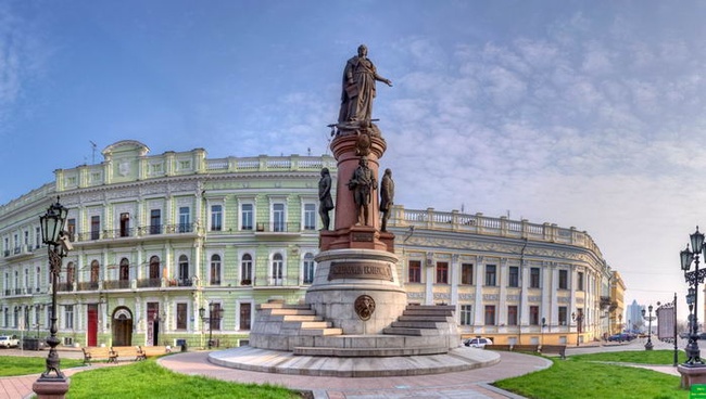 В одесском суде состоялось слушание дела о сносе памятника Екатерине II
