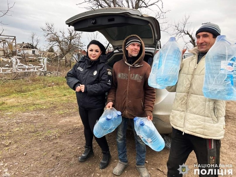 Іноземні волонтери привезли гуманітарну допомогу на деокуповану Миколаївщину