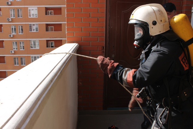 Одесские спасатели проверили пожарную безопасность в торгово-развлекательном центре, бизнес-центре и роддоме