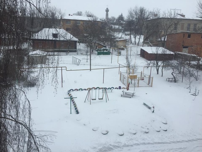 Холодная весна: одесситов просят быть готовыми к гололеду, а север области уже засыпает снегом