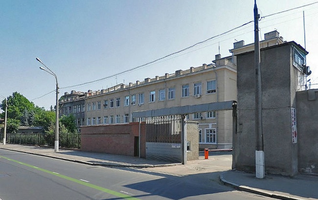 Замначальника тюрьмы в Одессе подозревают в попытке украсть плитку