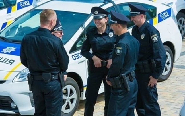 Более 2 тысяч полицейских будут охранять общественный порядок во время празднования Пасхи