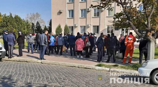 Підприємці Білгорода-Дністровського протестували проти закриття місцевого ринку, а в Одесі ринки не закриватимуть