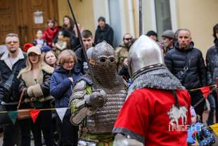 В центрі Одесі відбувся лицарський турнір