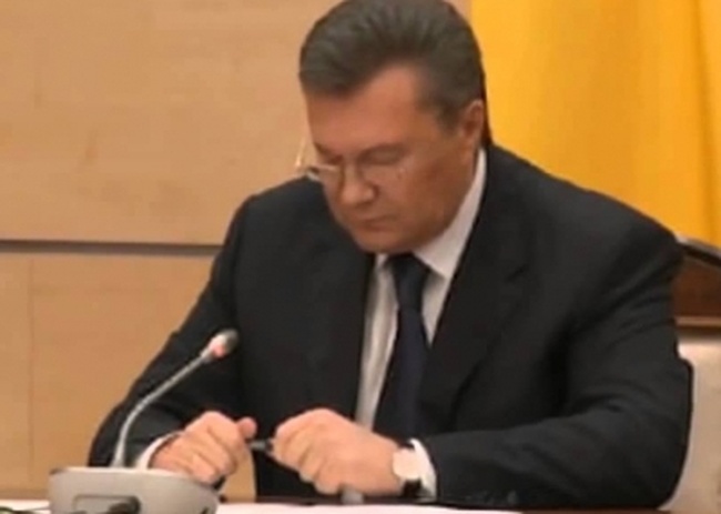 Экс-президента Януковича разрешили судить заочно