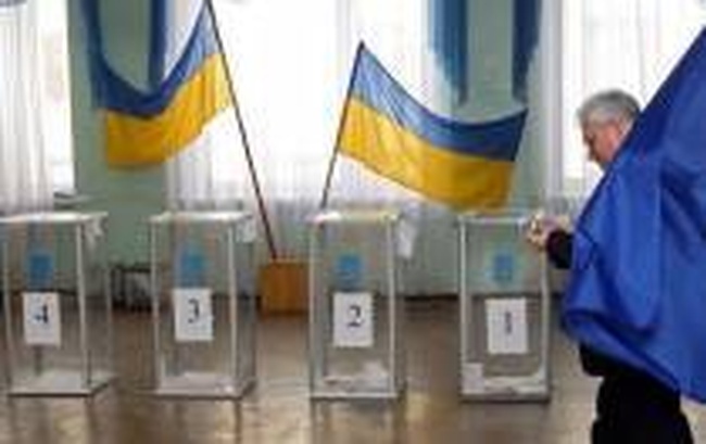 В 29 городах Украины стартовали выборы мэров