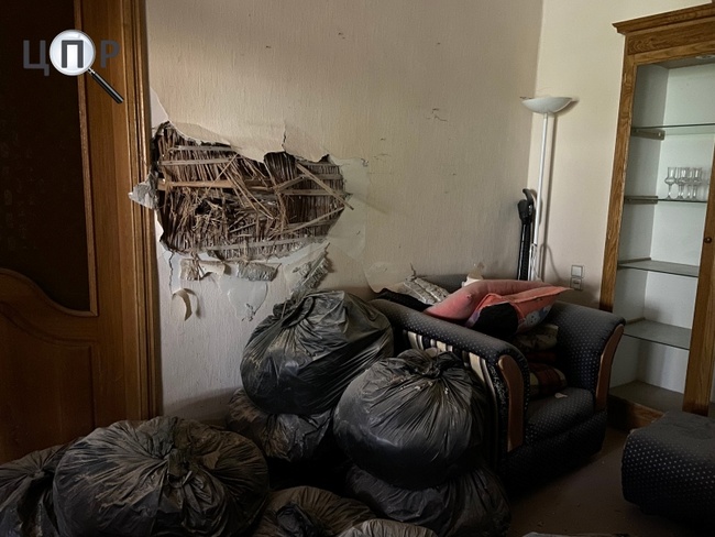 Зруйнований житловий будинок у Херсоні . Фото: Інтент/Альбіна Карман