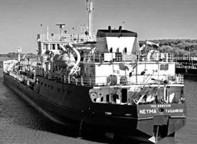 Суд арестовал стоящий в Измаиле российский танкер