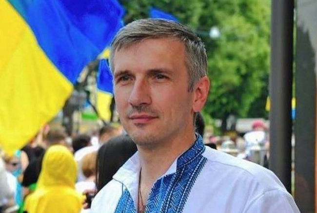 Дело о нападении на активиста Олега Михайлика вернули для расследования одесским правоохранителям