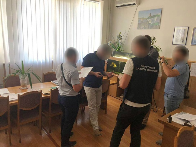 В Одессе на взятке задержали проректора вуза