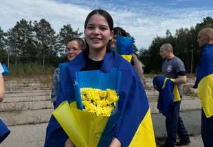 Політув'язнена кримська татарка Леніє Умерова повернулася до України