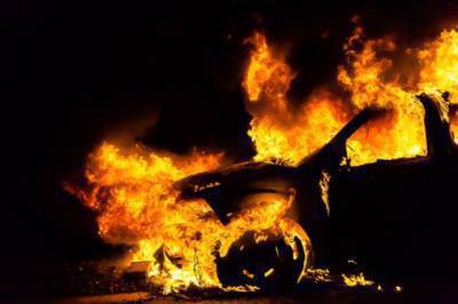 Неизвестные в пятый раз с начала года сожгли автомобили одесских пограничников