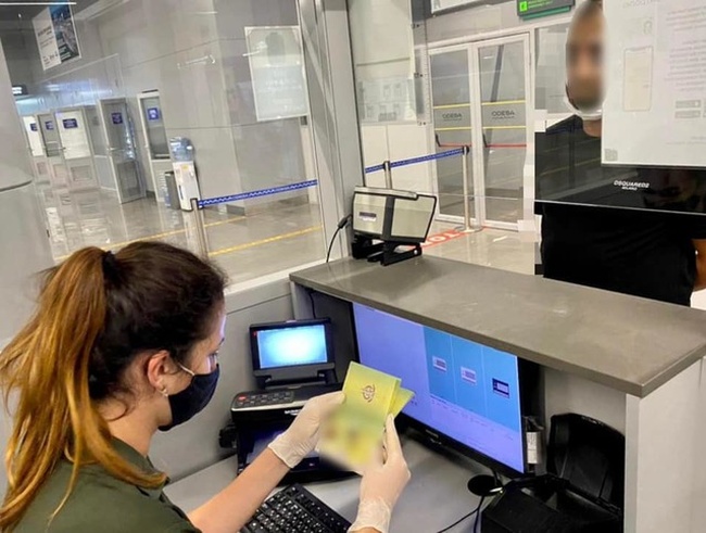 Лівієць з фальшивим паспортом Вануату намагався потрапити в Україну