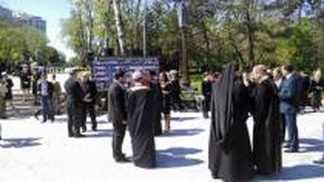 На Аллее Славы в Одессе совместной молитвой верующие разных конфессий почтили память героев и жертв войны