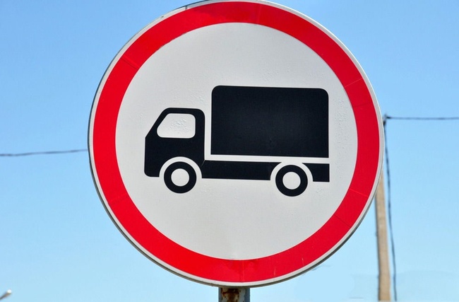 Одеський виконком планує заборонити вантажівкам рухатись містом в ранкові та вечірні години пік