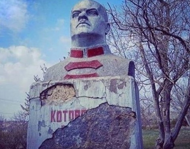 В одном из сел Одесской области снесли памятник Котовскому