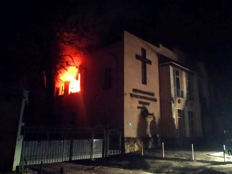 Через обстріл у Херсоні горіла церква