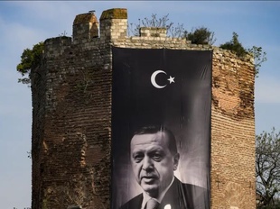 Вибори президента Туреччини: знову Ердоган, але без колишньої переваги та впевненості