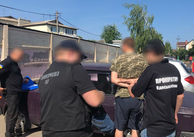 Одесского рыбинспектора задержали при получении взятки