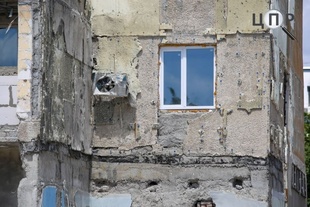 Роботи з відновлення будинку в Сергіївці продовжили після втручання журналістів-розслідувачів