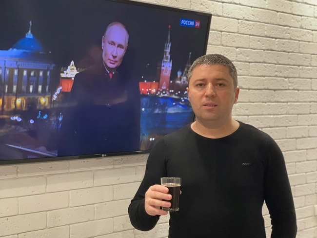 На болградського депутата поскаржилися до СБУ через привітання на фоні Путіна
