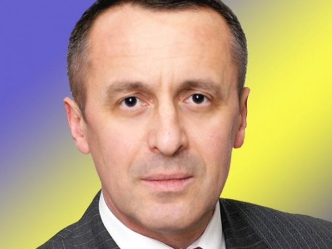 Экс-директор Черноморского порта просит Гройсмана разобраться в законности его увольнения 