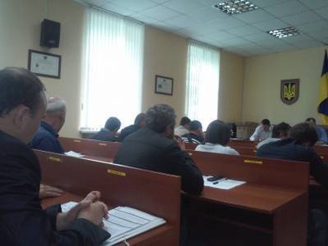 Депутаты Раздельнянского горсовета не спешат выполнять предвыборные обещания 
