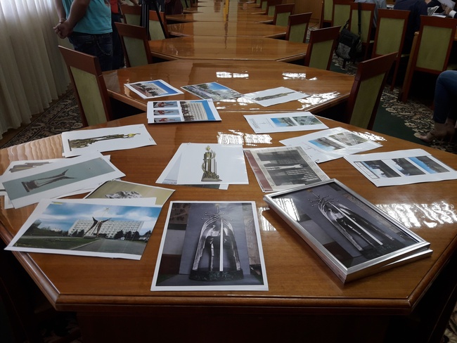 В Одессе представили проекты памятника "Небесной сотне"