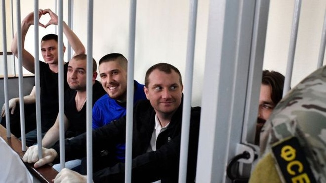 Пленному одесскому моряку и пятерым его товарищам продлили сроки содержания под арестом