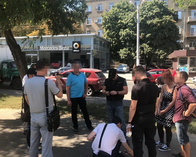 В Одессе задержали сотрудника райадминистрации по подозрению в получении взятки