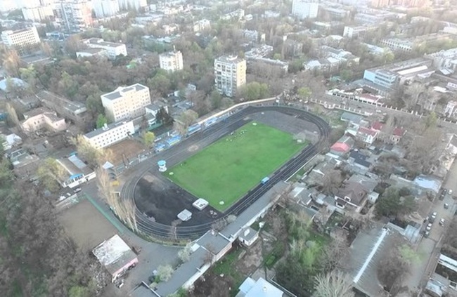 В Одессе отводят землю возле  стадиона «Динамо» частной фирме, которая получила строения за долги