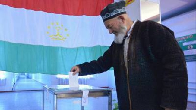 Солнечный Душанбе: станет ли референдум началом диктатуры в самой бедной стране бывшего СССР?