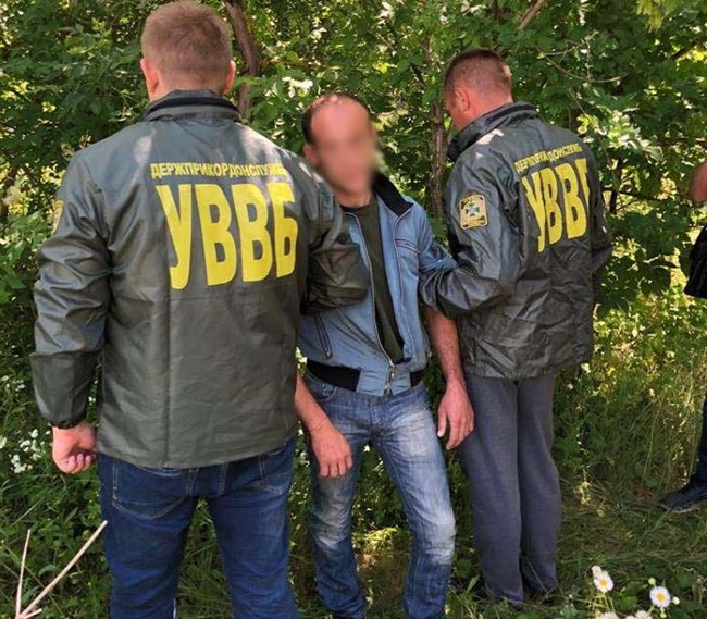 В Одессе пограничного инспектора подозревают в помощи нарушителям границы