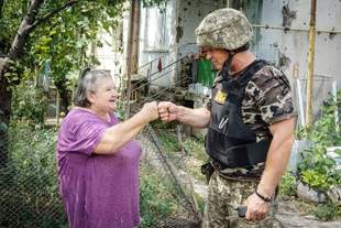 Як спілкуватися з військовими в побуті