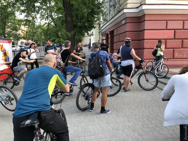 Три с плюсом или четыре с минусом: велосипедисты оценили велодорожку на Ольгиевской