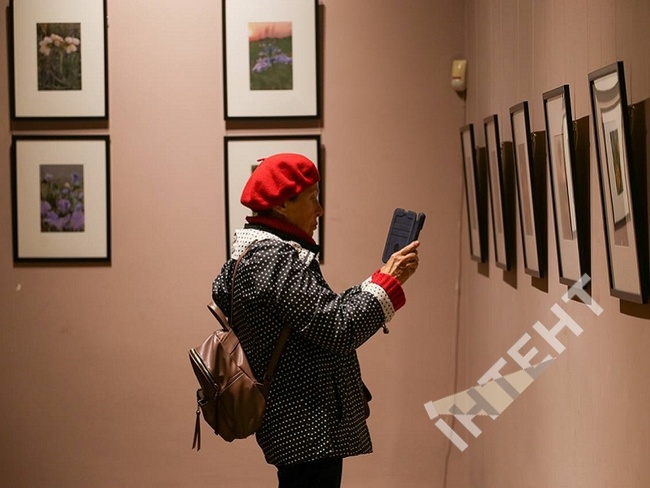 Одеситам показали картини загиблого Бориса Айзенберга, написані на передовій