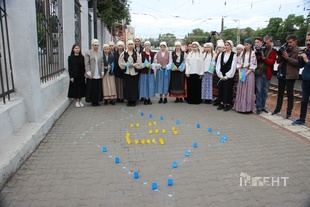 В Одесі на залізничному вокзалі показали, як депортували кримських татар