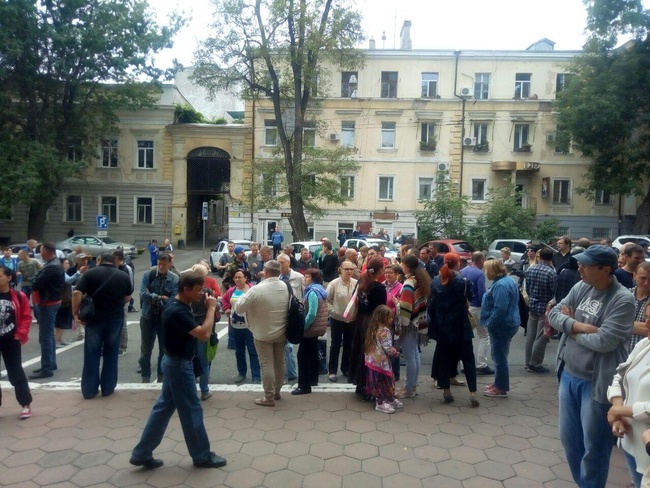 В Одессе требуют отставки начальника областной полиции и прокурора: "Нет охоте на активистов!"