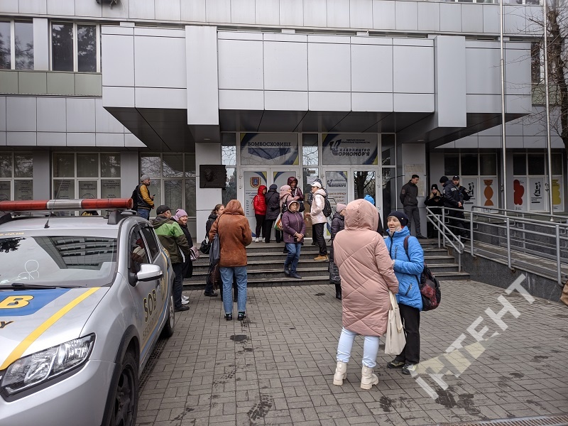 В Одесі продовжився конфлікт через доступ волонтерів у приміщення комунального підприємства