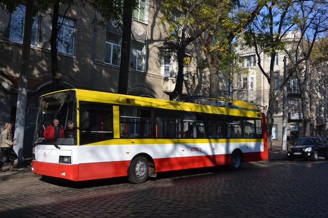 «Одесміськелектротранс» готується запустити електробуси Балківською