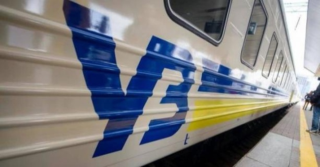 "Укрзалізниця" відновлює рух поїздів з Одеси до Кароліно-Бугазу