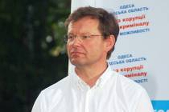 Кандидат в мэры Одессы Азаров намерен добиваться снятия с предвыборной гонки Боровика