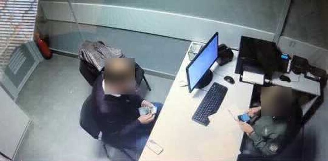 Иностранец с поддельным паспортом пытался подкупить пограничника в Одесском аэропорту