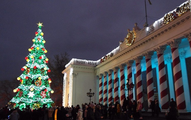 Труханов розпорядився виділити понад 200 тисяч гривень на новорічну виставу