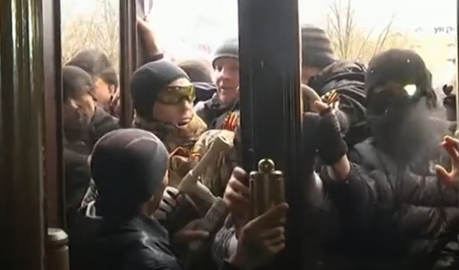 Блокування будівлі Луганської облради 2 березня 2014 року: ТРК "ЛОТ"