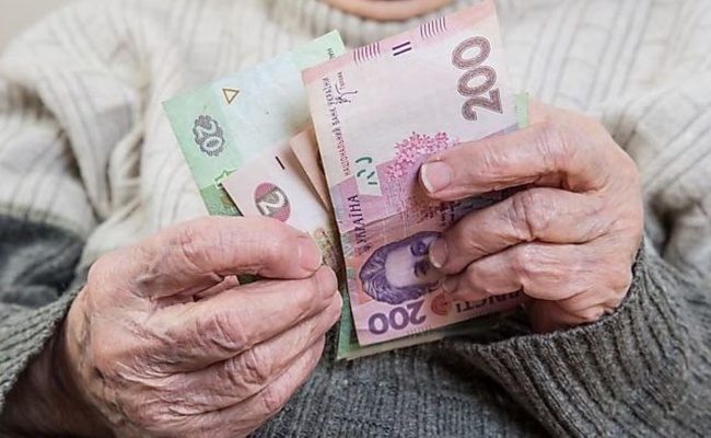 Суд обязал пенсионный фонд в Одессе возместить моральный ущерб переселенке, которой приостановили выплату пенсий
