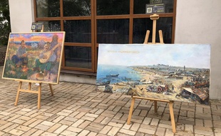 Понад 600 років: в літературному музеї відбулася виставка картин, присвячена історії Одеси