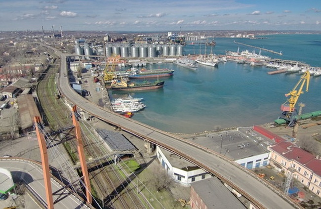 Одеська міськрада попередньо надала згоду на відведення землі для нової дороги в порт