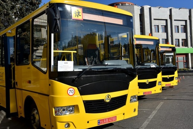 В Одеській області придбають 21 шкільний автобус за 39 мільйонів