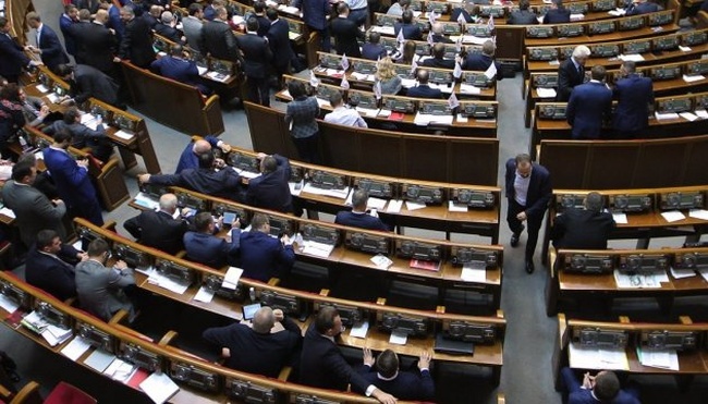 Двое нардепов-одесситов проигнорировали все голосования парламента в январе